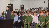 Phiên tòa phúc thẩm xét xử cựu Chủ tịch Tập đoàn FLC Trịnh Văn Quyết lại hoãn thêm 3 tháng