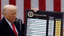 Tổng thống Trump gửi thư đến một loạt các nước, thông báo thuế quan mới
