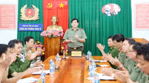 Giám đốc Công an tỉnh An Giang kiểm tra cơ sở vật chất, động viên CBCS Công an cấp xã