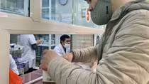 Bệnh cúm đang diễn biến phức tạp, nhiều nhà thuốc hết thuốc Tamiflu