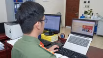 CAND gương mẫu đi đầu lan tỏa phong trào “Bình dân học vụ số”