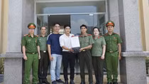 Sinh viên Công an trả lại hơn nửa tỷ đồng cho người chuyển nhầm tiền