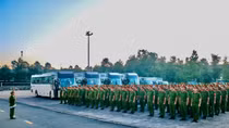 Cán bộ, giáo viên và học viên Cảnh sát xuất quân “3 cùng” với đồng bào vùng lũ