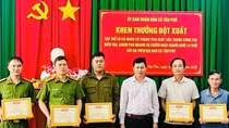 Khen thưởng các thành viên tham gia giải cứu bé gái 6 tuổi ở Tây Ninh