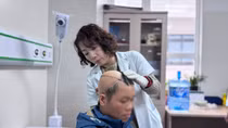 Phẫu thuật những khối u khổng lồ cho người phụ nữ dân tộc Tày bị ung thư da đầu