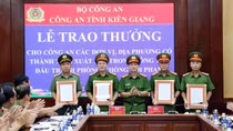 Công an tỉnh Kiên Giang: Khen thưởng các đơn vị có thành tích xuất sắc
