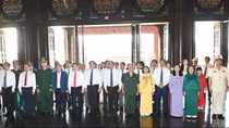 TP Hồ Chí Minh: Dâng hương tại Khu Truyền thống cách mạng Sài Gòn - Chợ Lớn - Gia Định