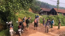Huy động hơn 60 người tìm người đàn ông mất tích khi vào rừng tìm mật ong