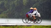Hà Nội nóng bức, Đà Nẵng đến Nam Bộ mưa dông