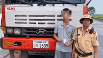 Lái xe đầu kéo dương tính với ma túy khi lưu thông trên tuyến QL1A