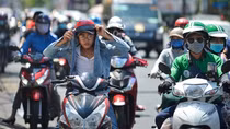Miền Bắc tiếp tục mưa, Nam Bộ trời nóng trở lại