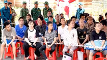Trở về từ “địa ngục việc nhẹ, lương cao”
