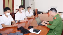 Cơ quan Công an làm việc với 3 thanh niên dàn dựng, đăng clip câu view trên mạng