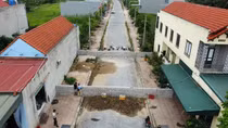 Vụ xây tường đòi đất: Tòa tuyên xã trả lại đất và bồi thường 390 triệu đồng