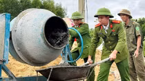 Khẩn trương giúp dân đón Tết trong những ngôi nhà mới
