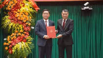 Đồng chí Nguyễn Đình Trung giữ chức Bí thư Thành ủy Huế