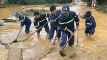 Kịp thời hỗ trợ, bảo đảm an toàn cho người dân khi lũ dâng cao