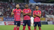 CLB Bóng đá Công an Hà Nội lọt top 3 V.league 2024/2025