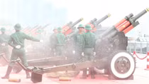 Ngắm dàn đại bác bắn thử chào mừng đại lễ kỷ niệm 50 năm thống nhất non sông