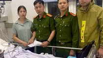 Công an thị trấn kịp thời cứu sống bé gái 15 tuổi nhảy xuống biển nghi tự tử