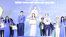 Các nữ nghệ sĩ với khát vọng cống hiến