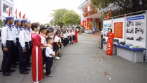 Triển lãm “Hoàng Sa, Trường Sa - Tổ quốc nơi đầu sóng”