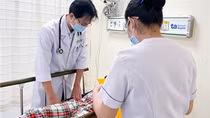 Phát hiện thêm nhiều ca nghi ngộ độc sau khi ăn bánh mì tại TP Hồ Chí Minh