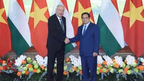 Việt Nam ưu tiên hàng đầu tăng cường quan hệ với Hungary