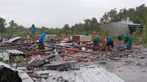 Cà Mau: lốc xoáy khiến 22 căn nhà thiệt hại nặng
