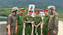 Bảo vệ bình yên vùng đất bên dãy núi Hòn Ông