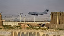 Tổng thống Trump đe doạ Taliban đối diện "điều tồi tệ" nếu không trả Mỹ căn cứ Bagram