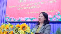 Phó Chủ tịch nước Võ Thị Ánh Xuân tiếp xúc cử tri tỉnh An Giang