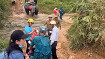 Gieo con chữ, thắp hy vọng giữa đại ngàn Trường Sơn
