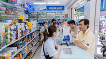 FPT Long Châu đảm bảo phục vụ đầy đủ thuốc, chăm lo sức khoẻ cho bà con xuyên Tết