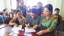 Công an Quảng Ngãi sát cánh cùng người dân các xã biên giới