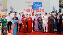 Hà Nội gắn biển tên phố Lê Giản và phố Bạch Thành Phong