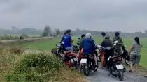 Người đàn ông tử vong bất thường trong lùm cây giữa cánh đồng