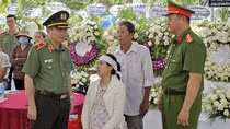 Anh ngã xuống vì bình yên cuộc sống