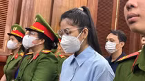 Lời khai ban đầu tại tòa của "group" Chị Em Rọt
