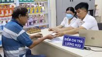 Tuổi nghỉ hưu sớm có mức trợ cấp cao nhất khi tinh gọn bộ máy?