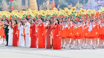 Chuyện chưa kể nơi hậu trường nghệ sĩ ở A80