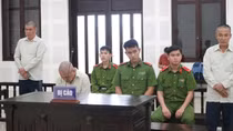 Bản án nghiêm khắc cho nhóm tội phạm tranh đoạt quyền quản lý mỏ cát