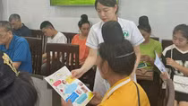 Tuyên truyền mạnh mẽ tác hại của thuốc lá cho bệnh nhân, người nhà bệnh nhân