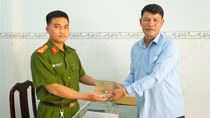 Hỗ trợ người dân thu hồi 300 triệu đồng chuyển nhầm
