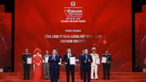 Vietnam Airlines được vinh danh tại chương trình Vinh quang Việt Nam 2025