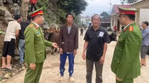 Nhịp sống mới của những xóm đồng bào Mông trên đỉnh núi (bài 1)