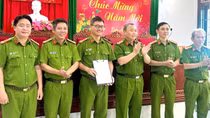 Khen thưởng Ban chuyên án triệt phá đường dây môi giới mại dâm