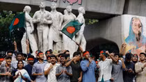 Bangladesh trên những bánh xe chao đảo