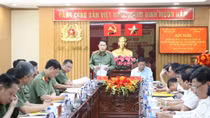 Thứ trưởng Lê Quốc Hùng duyệt Đại hội Đảng bộ Công an tỉnh Thanh Hóa