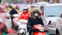 Miền Bắc vào đến Huế trời rét, lác đác mưa